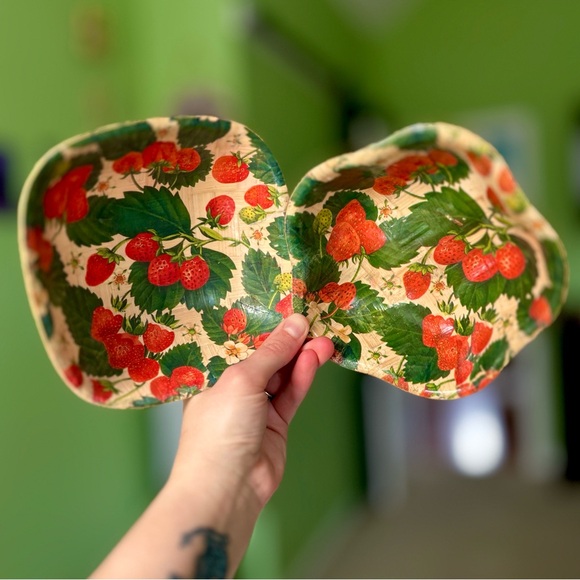 VTG Cottagecore Strawberry Vines Field Cottagecore Bamboo Made Bowls Set of 2 - Picture 11 of 11